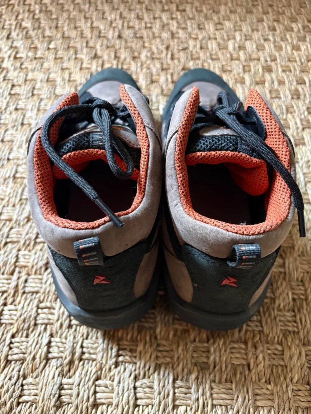 Ecco Xpedition Lite Hiking Shoe in Espresso/black